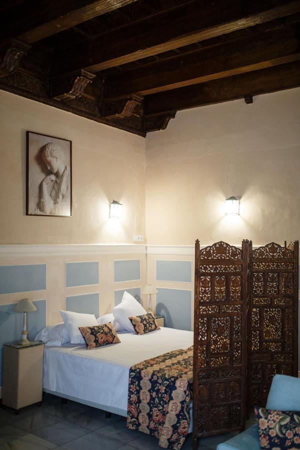 Machado Aparthotel 3*